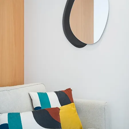 New Luxurious, Spacious With Parking * Vila Nova de Gaia