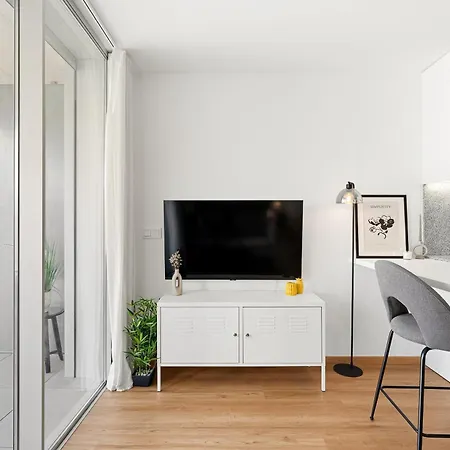 New Luxurious, Spacious With Parking Vila Nova de Gaia