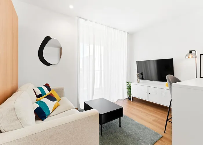 New Luxurious, Spacious With Parking * Vila Nova de Gaia